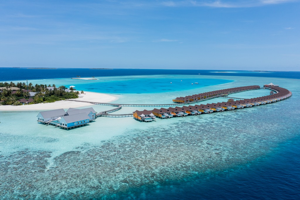THE STANDARD HURUVALHI MALDIVES 5*,  